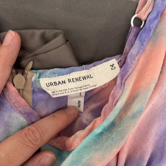 Urban Renewal- Remnants Washed Satin Tie-Dye Slip Dress- M - Picture 5 of 5
